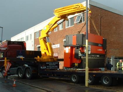 machine movers Salisbury